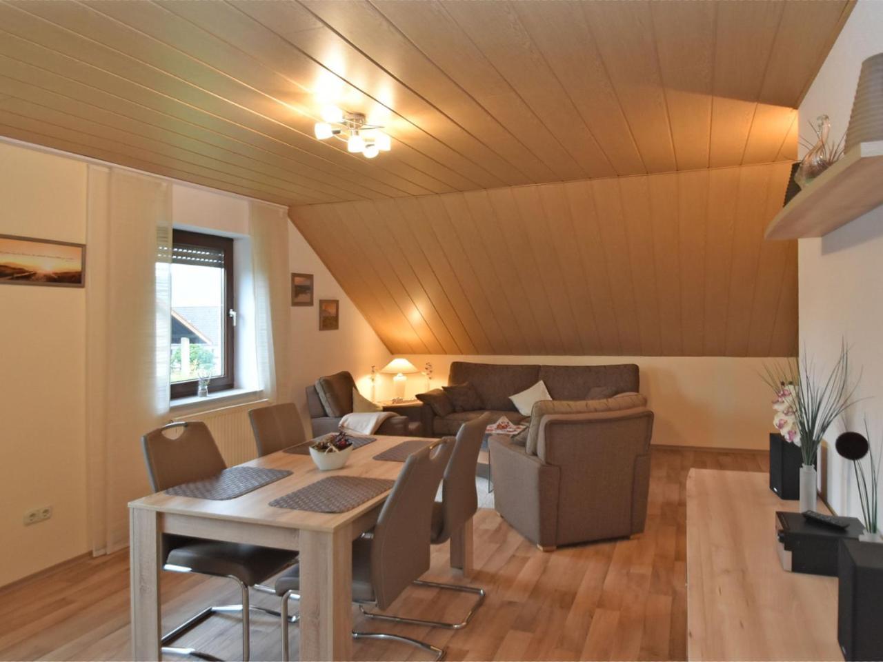 Cozy Apartment In Merlsheim With Garden Нихайм Экстерьер фото